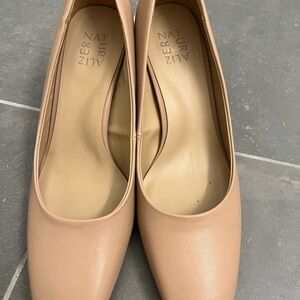 Naturalizer Tan Block Heel Shoes